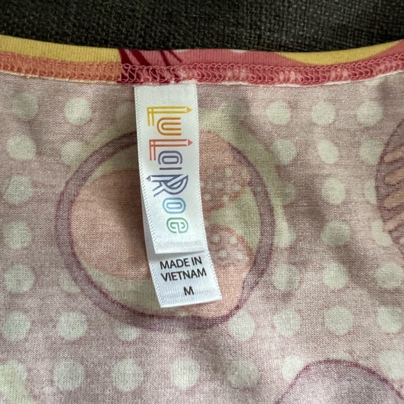 * New* LulaRoe Minnie Mouse Medium Top - Picture 2 of 3